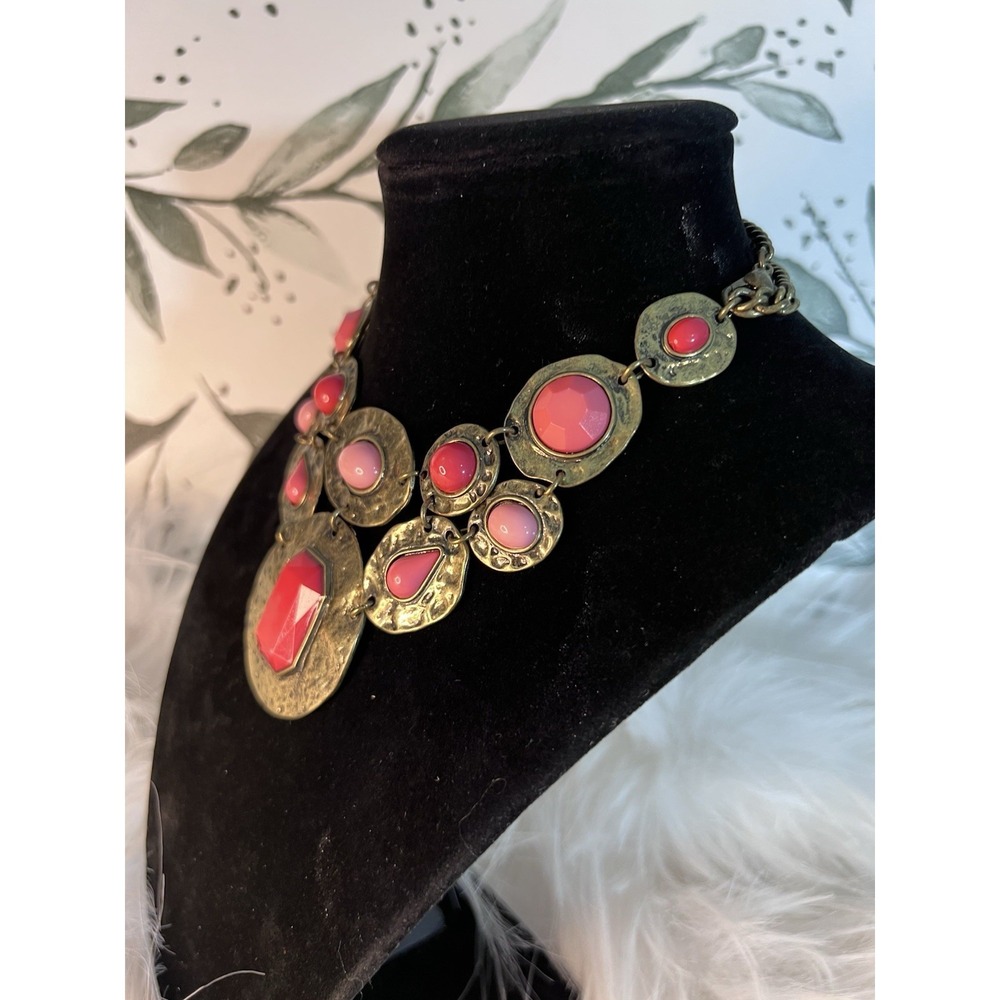 Ruby Rd. Vintage Pink Red Cabochon Bib Statement Necklace Boho-Chic Hammered - Picture 11 of 16